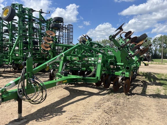 2021 John Deere 2730 Equipment Image0