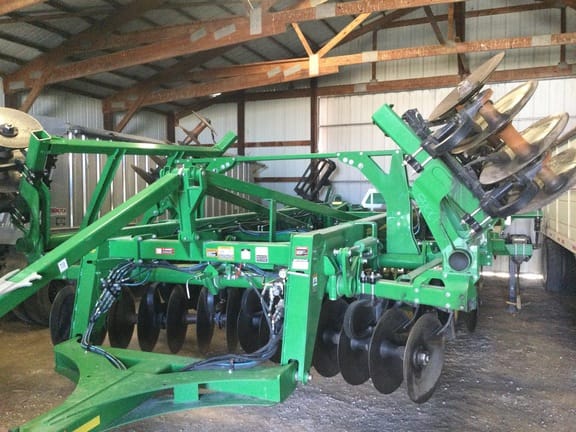 2021 John Deere 2730 Equipment Image0