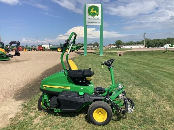 2021 John Deere 2750 Image