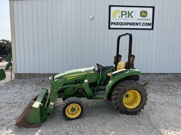 Image of John Deere 3025D equipment image 1