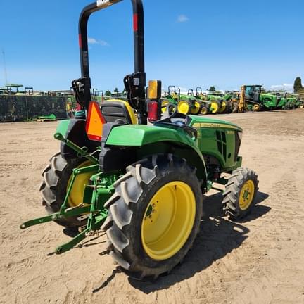 Image of John Deere 3025D equipment image 4