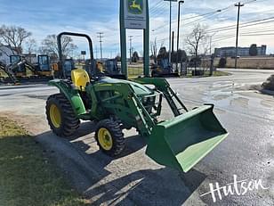 Main image John Deere 3025D 1