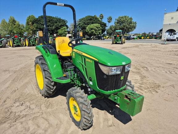 Image of John Deere 3025D equipment image 4