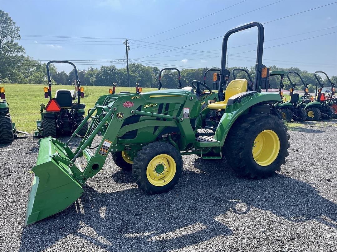 Image of John Deere 3025D Primary image