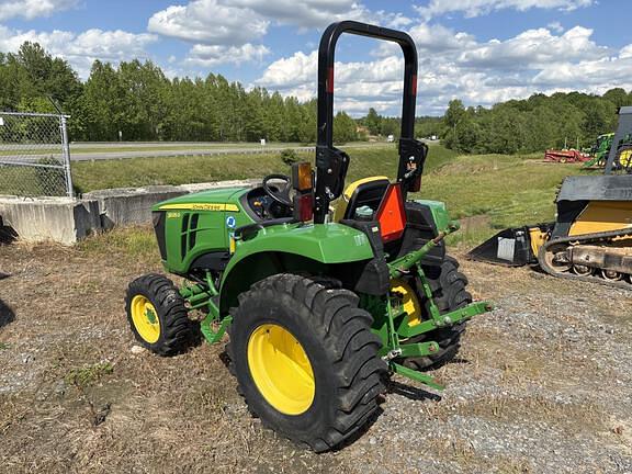 Image of John Deere 3025D equipment image 2