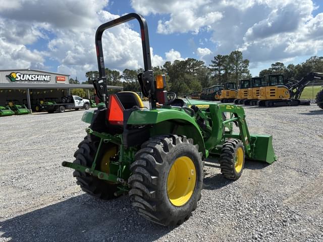 Image of John Deere 3025D equipment image 4