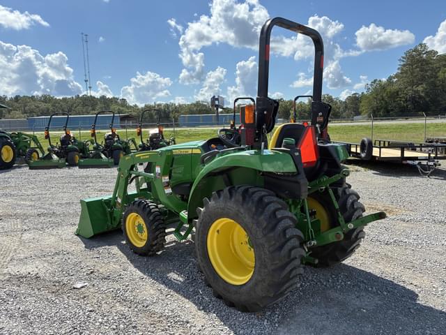Image of John Deere 3025D equipment image 2