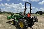 Image of John Deere 3025E equipment image 4