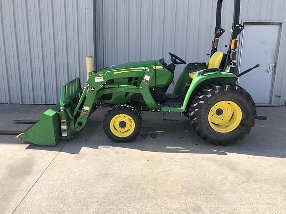 Image of John Deere 3025E Primary image