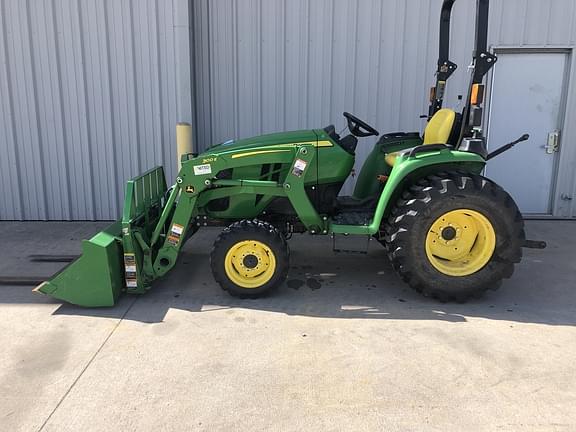 Image of John Deere 3025E equipment image 3