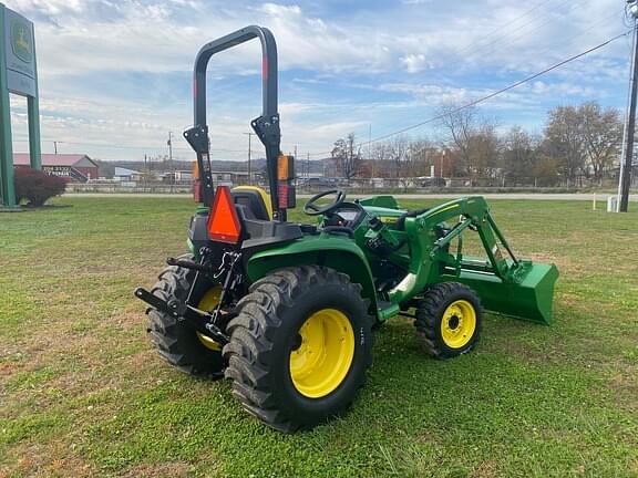 Image of John Deere 3025E equipment image 2