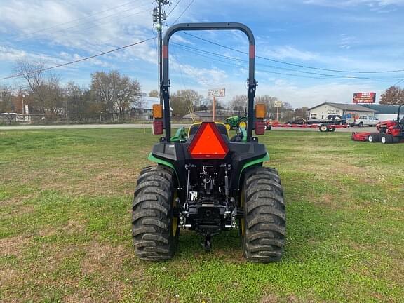 Image of John Deere 3025E equipment image 3