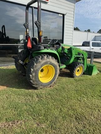 Image of John Deere 3025E equipment image 3