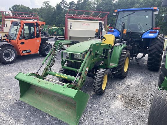 Image of John Deere 3025E equipment image 2
