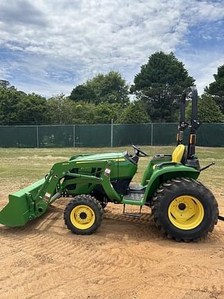 2021 John Deere 3032E Equipment Image0