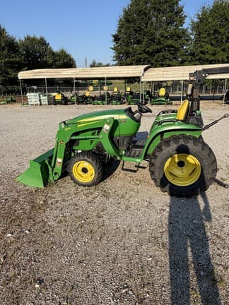 Image of John Deere 3025E equipment image 4