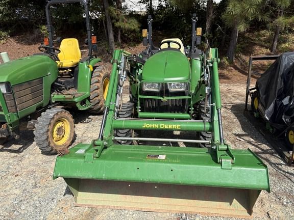 2021 John Deere 3025E Equipment Image0