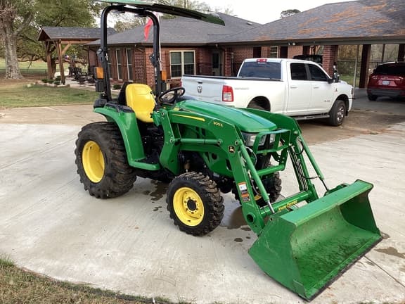 Image of John Deere 3025E equipment image 2
