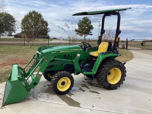 2021 John Deere 3025E Equipment Image0