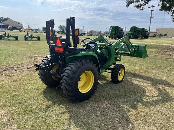 Image of John Deere 3025E equipment image 4