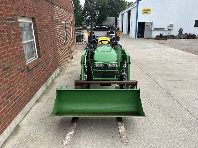 Image of John Deere 3025E equipment image 2