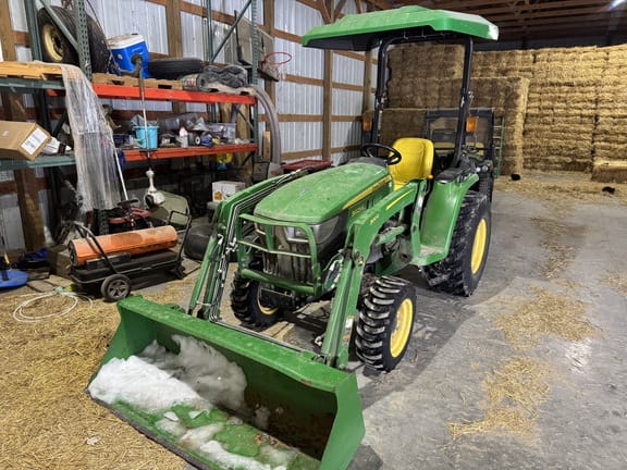 2021 John Deere 3025E Equipment Image0