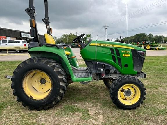 Image of John Deere 3025E equipment image 3