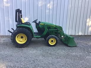 Main image John Deere 3025E 1