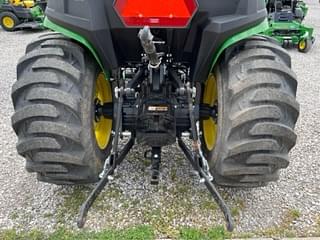 Image of John Deere 3025E equipment image 4