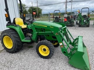 Main image John Deere 3025E