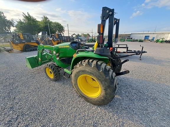 Image of John Deere 3025E equipment image 2