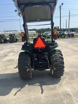 Image of John Deere 3025E equipment image 4