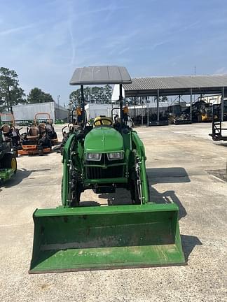 Image of John Deere 3025E equipment image 1