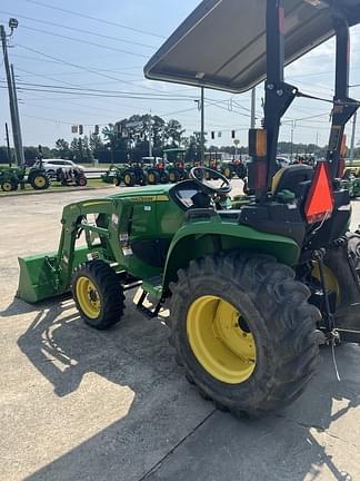 Image of John Deere 3025E equipment image 3