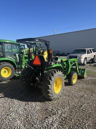 Image of John Deere 3025E equipment image 2