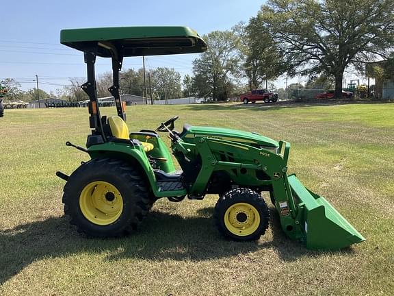 Image of John Deere 3025E equipment image 4