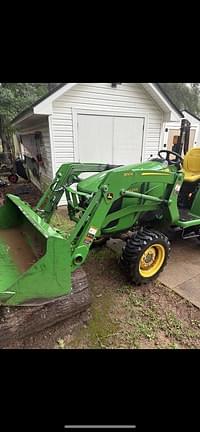 Image of John Deere 3025E equipment image 2