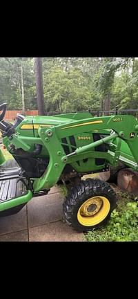 Image of John Deere 3025E equipment image 3