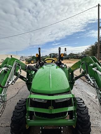 Image of John Deere 3025E equipment image 3