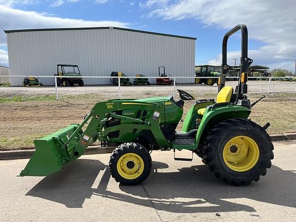 Image of John Deere 3025E equipment image 1