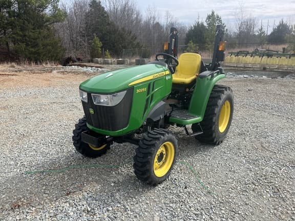 Image of John Deere 3025E Primary image