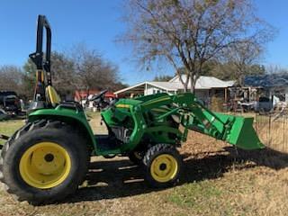 Image of John Deere 3032E equipment image 3