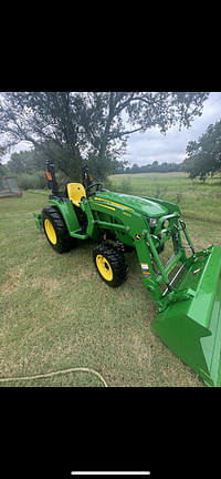 Image of John Deere 3032E equipment image 2