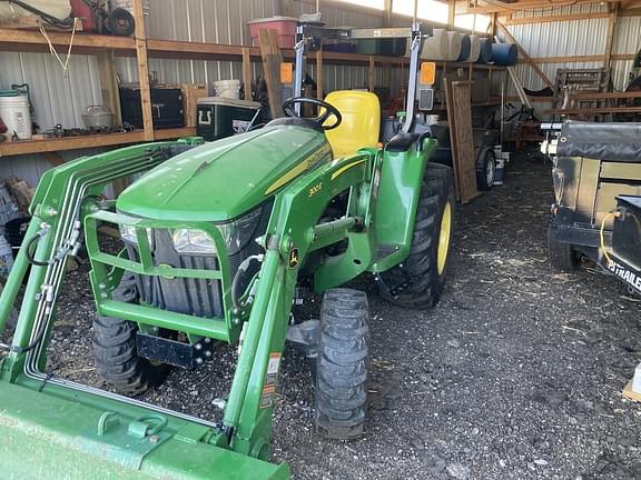 Image of John Deere 3032E Primary image