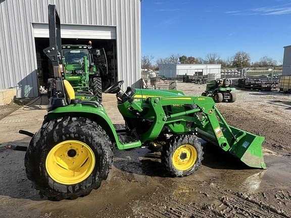 Image of John Deere 3032E equipment image 1