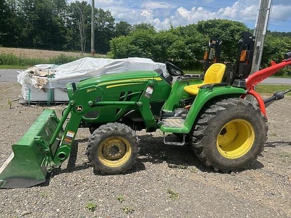 Image of John Deere 3032E equipment image 2