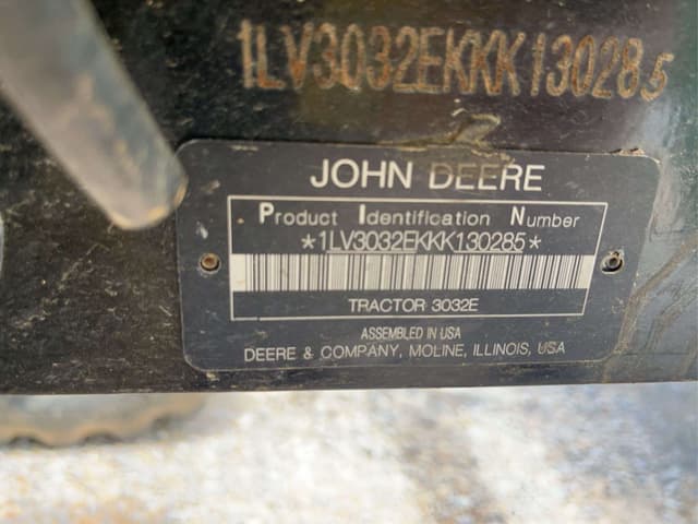 Image of John Deere 3032E equipment image 3