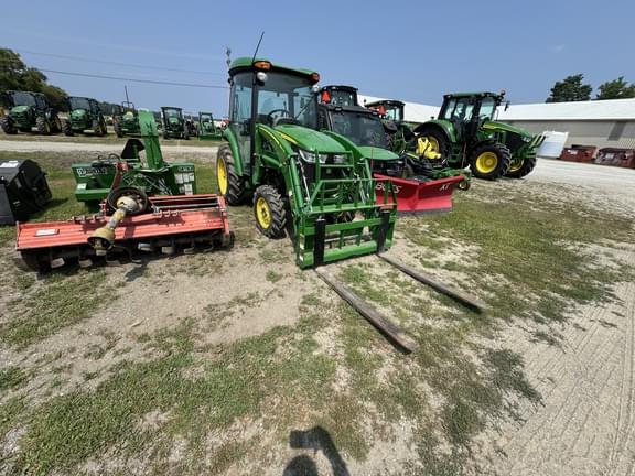Image of John Deere 3033R Primary image
