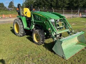 2021 John Deere 3033R Image