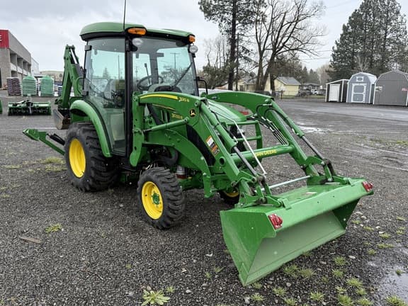 Image of John Deere 3033R equipment image 2